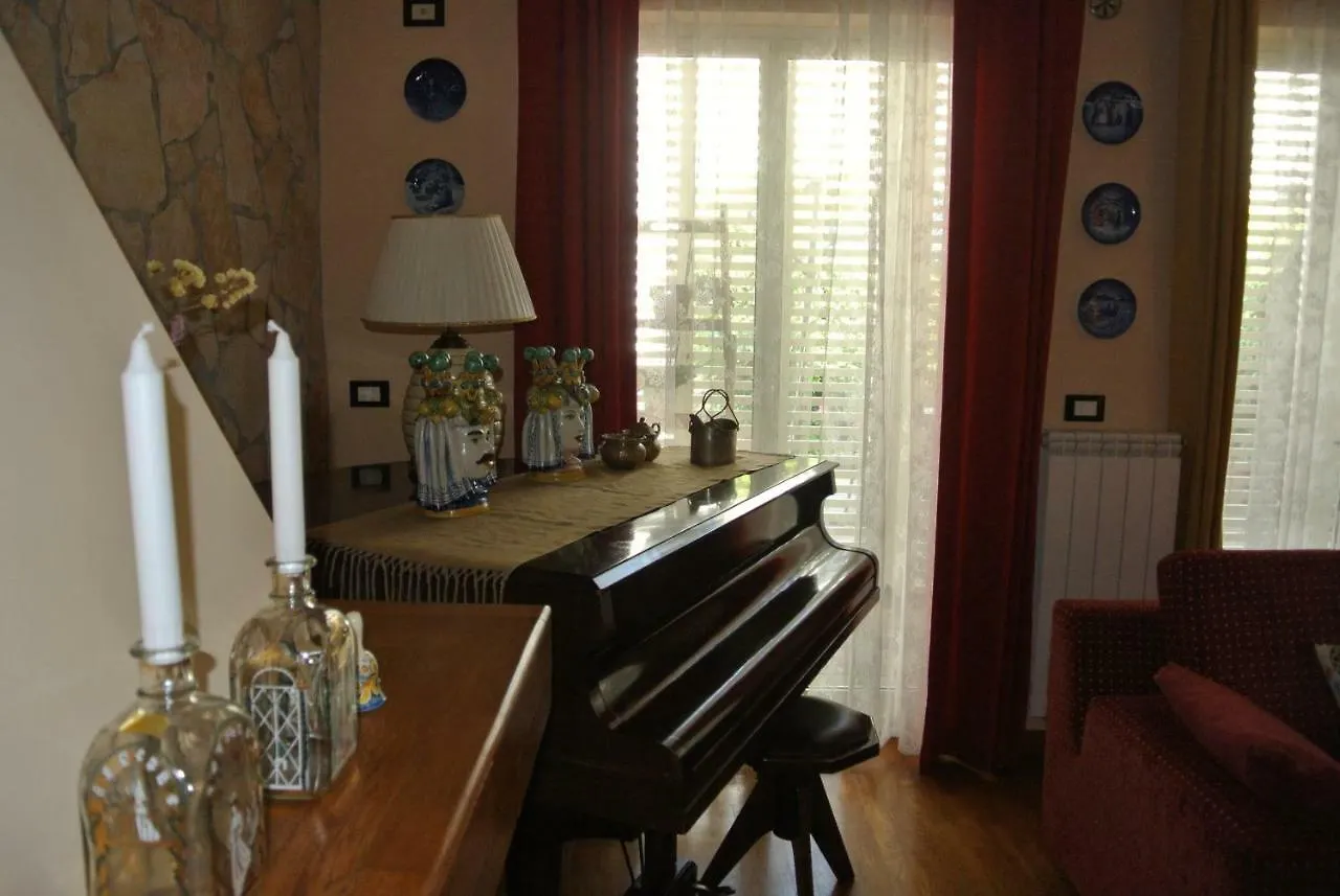 Villa Tranquilla Riposto Itália